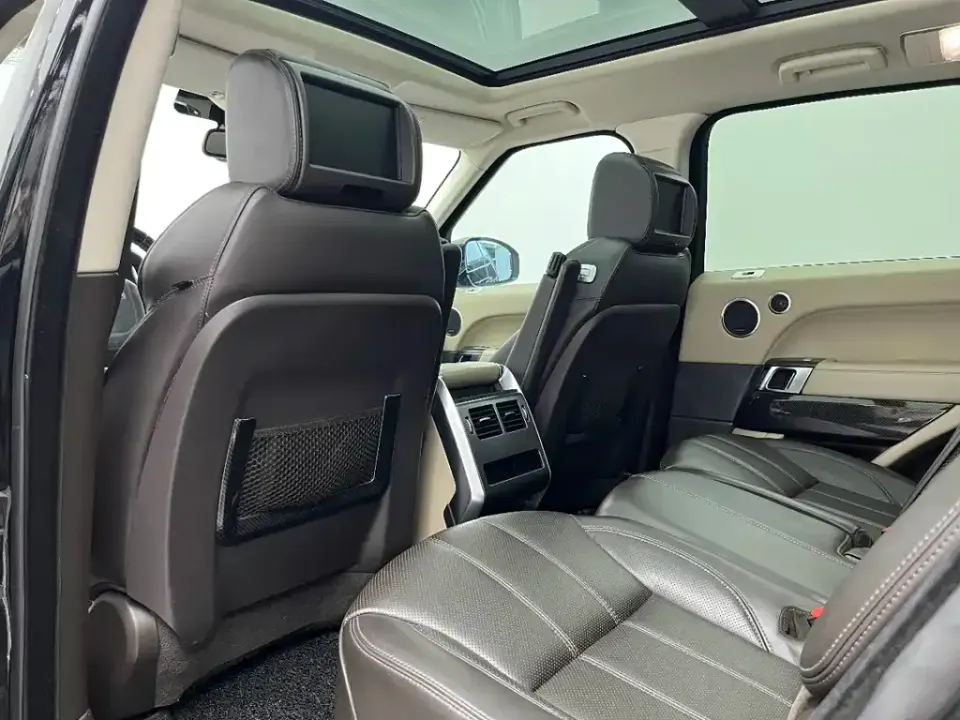 Land Rover Sport