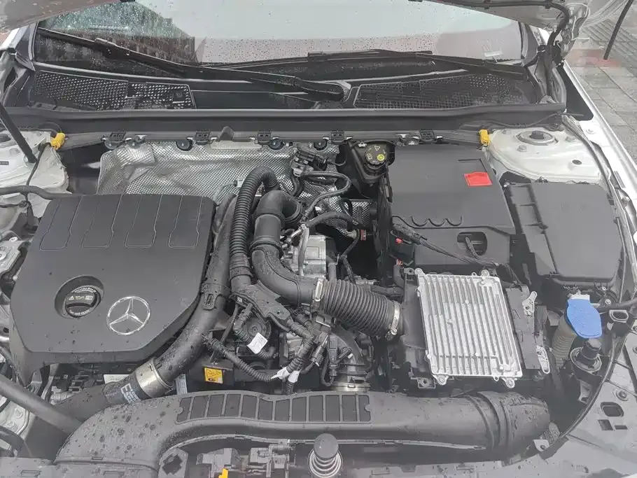 Mercedes-Benz CLA (Import)