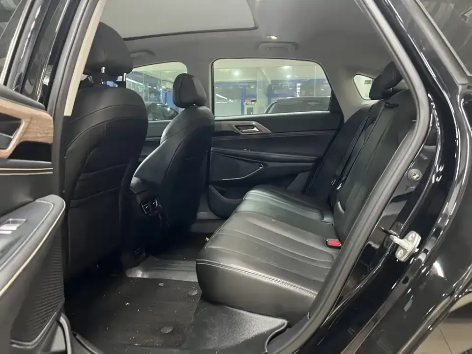 Xpeng P5