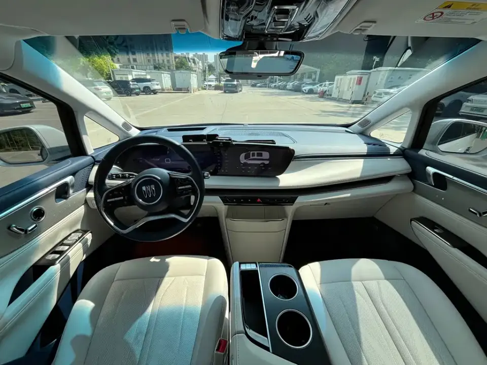 Buick GL8 Hybrid