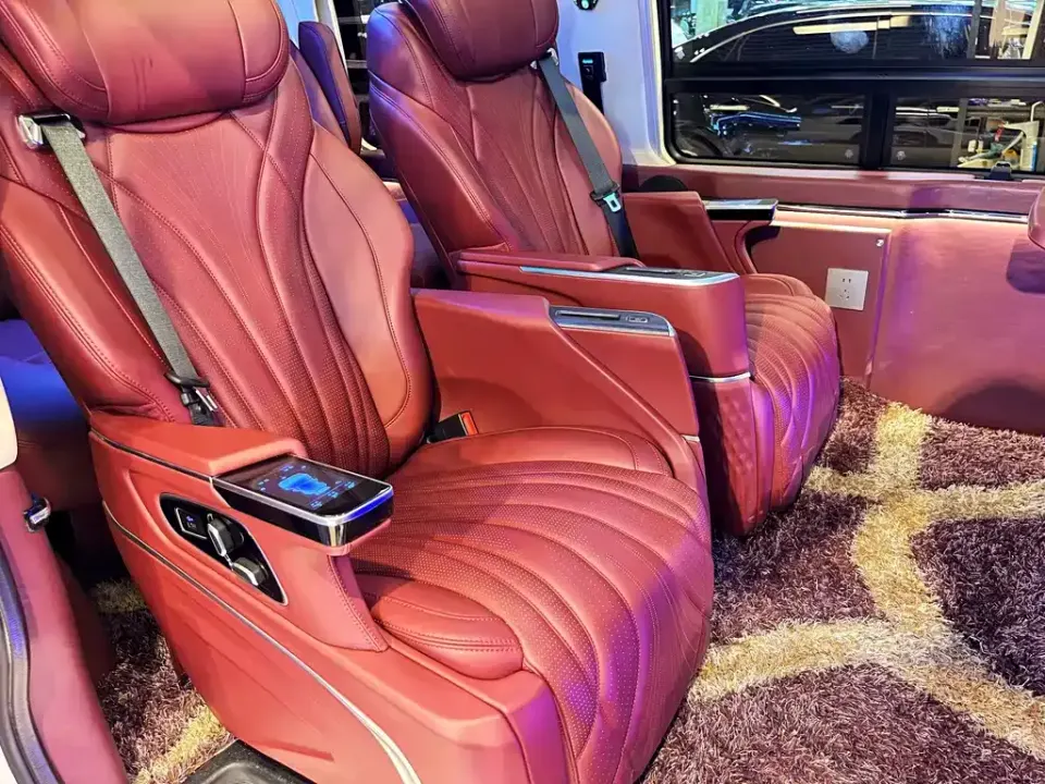 GMC Savana