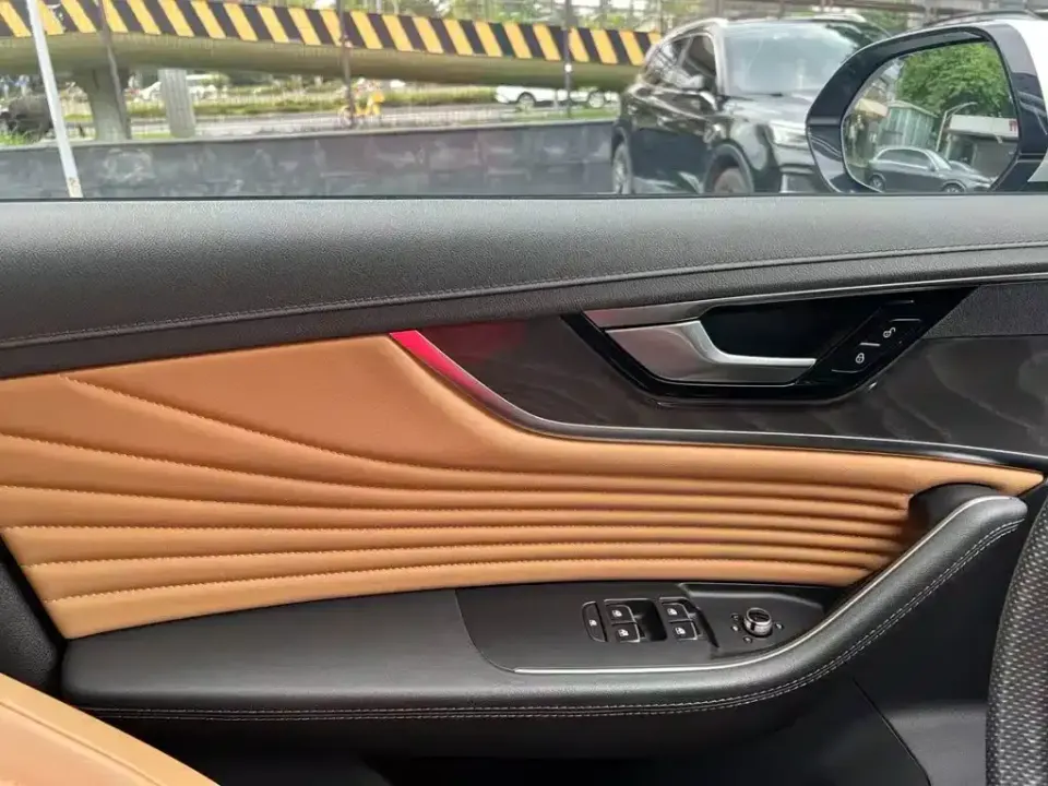 Hongqi Hongqi HS5
