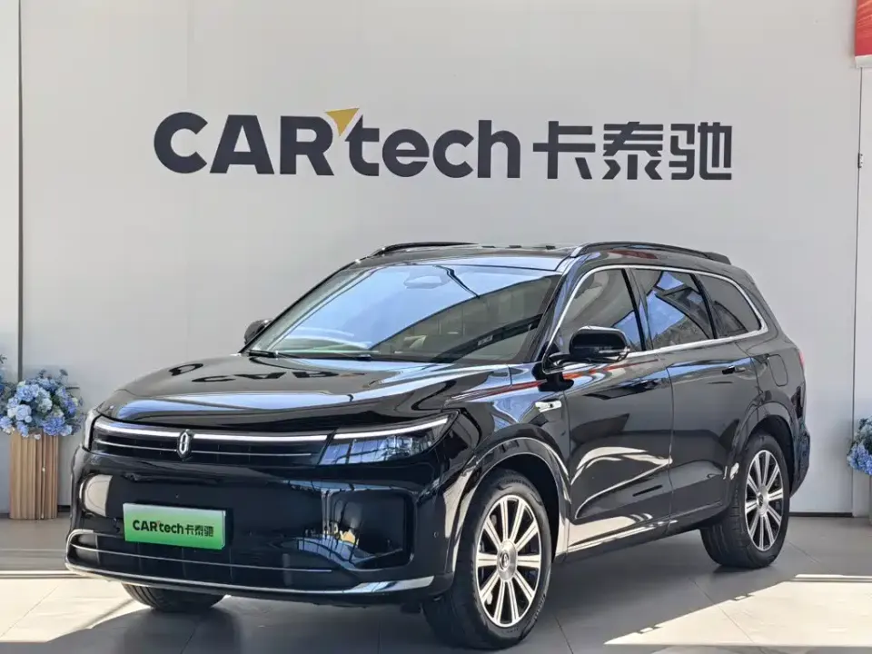 AITO M7