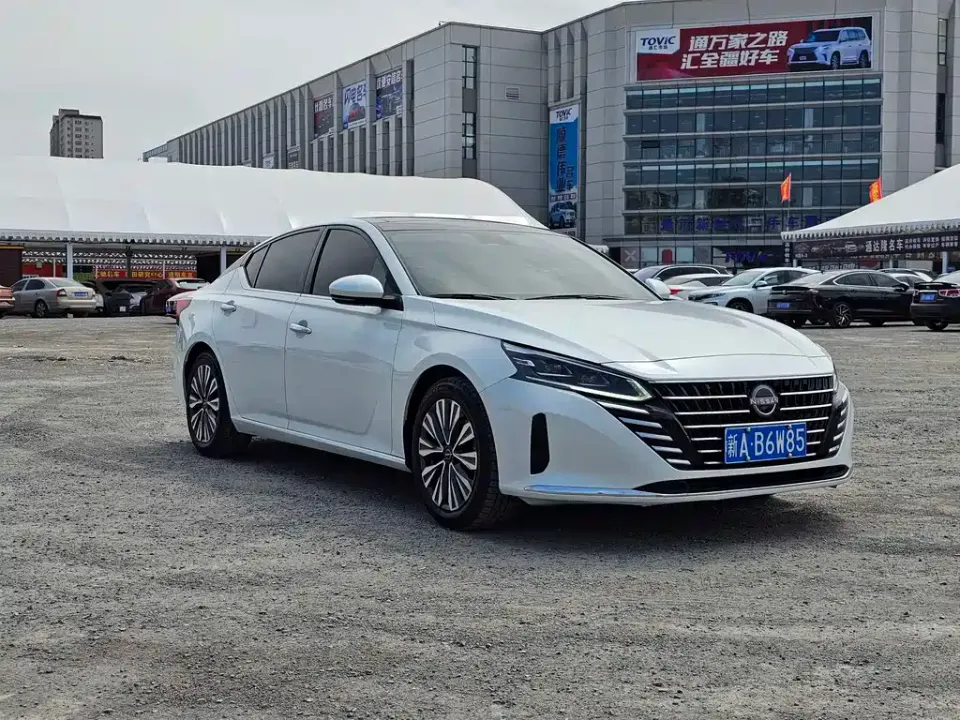 Nissan Teana