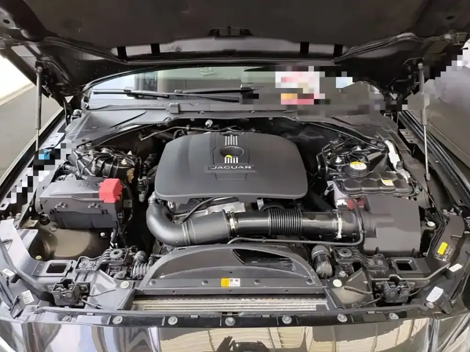 Jaguar XFL