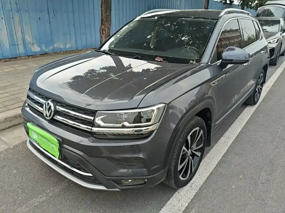 Volkswagen Tharu
