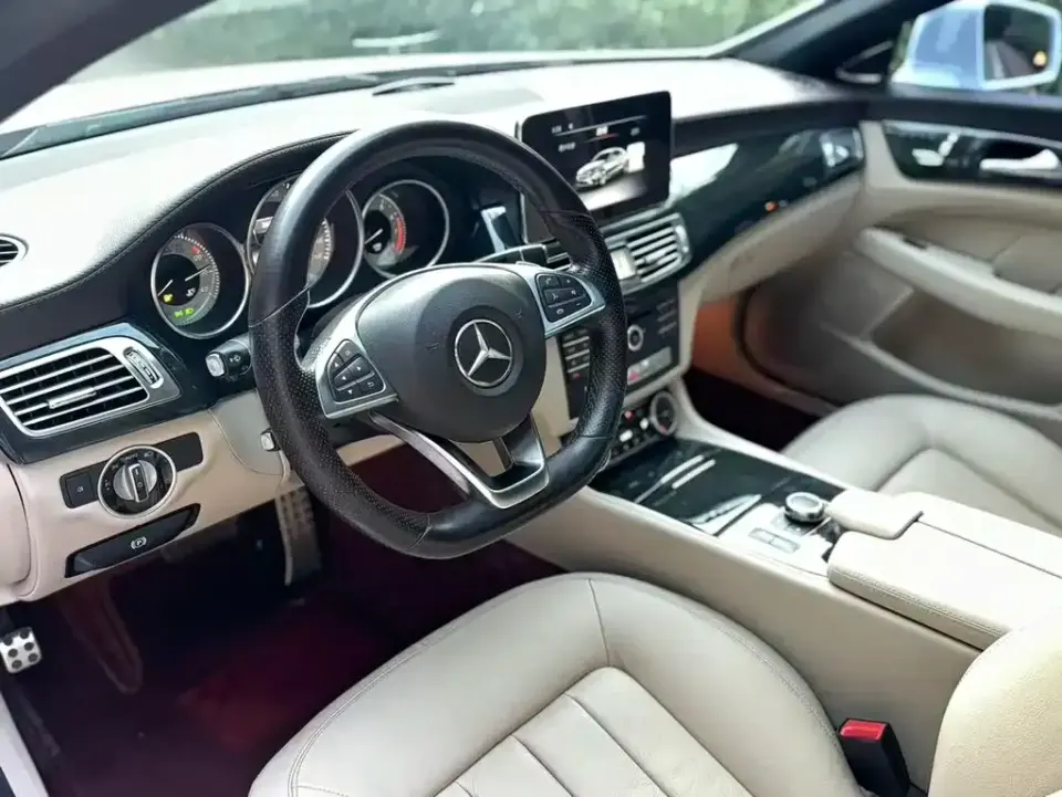 Mercedes-Benz CLS