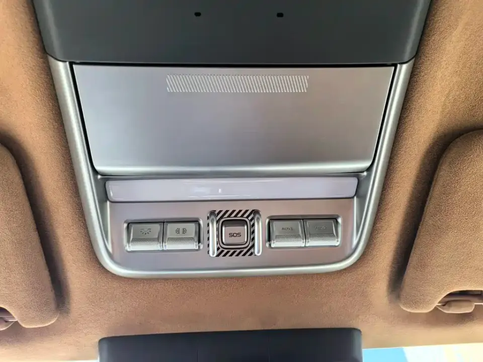 iCAR iCAR V27