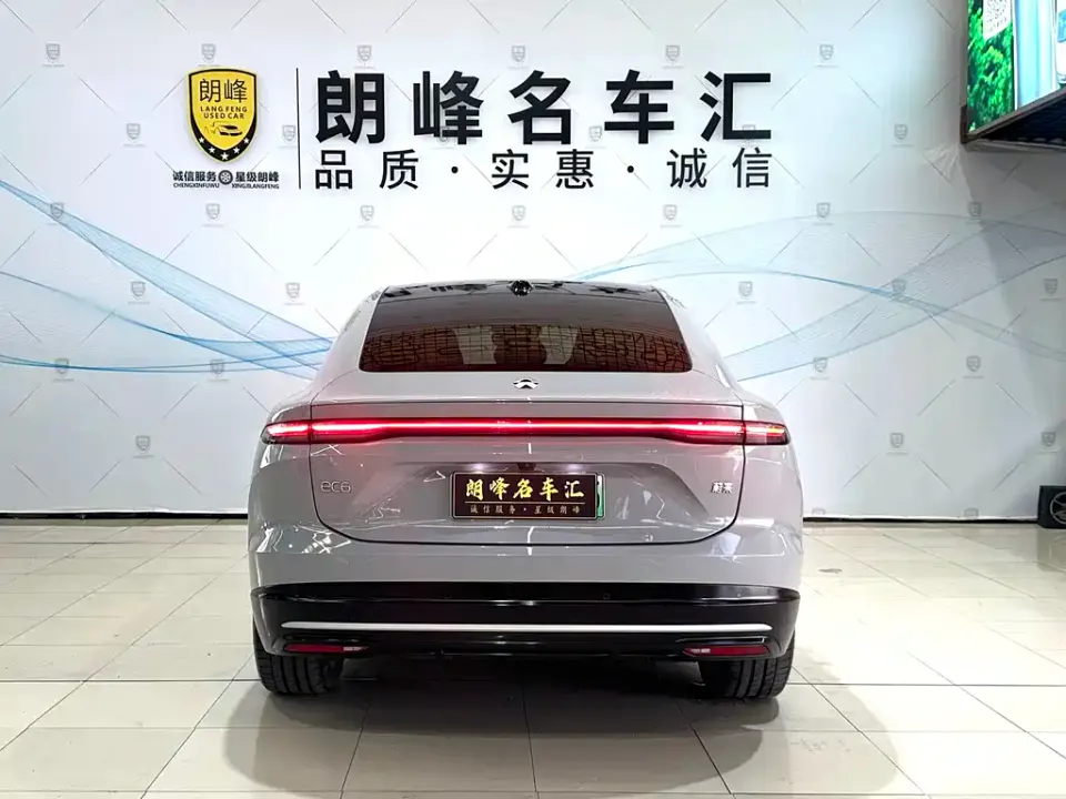 Nio EC6
