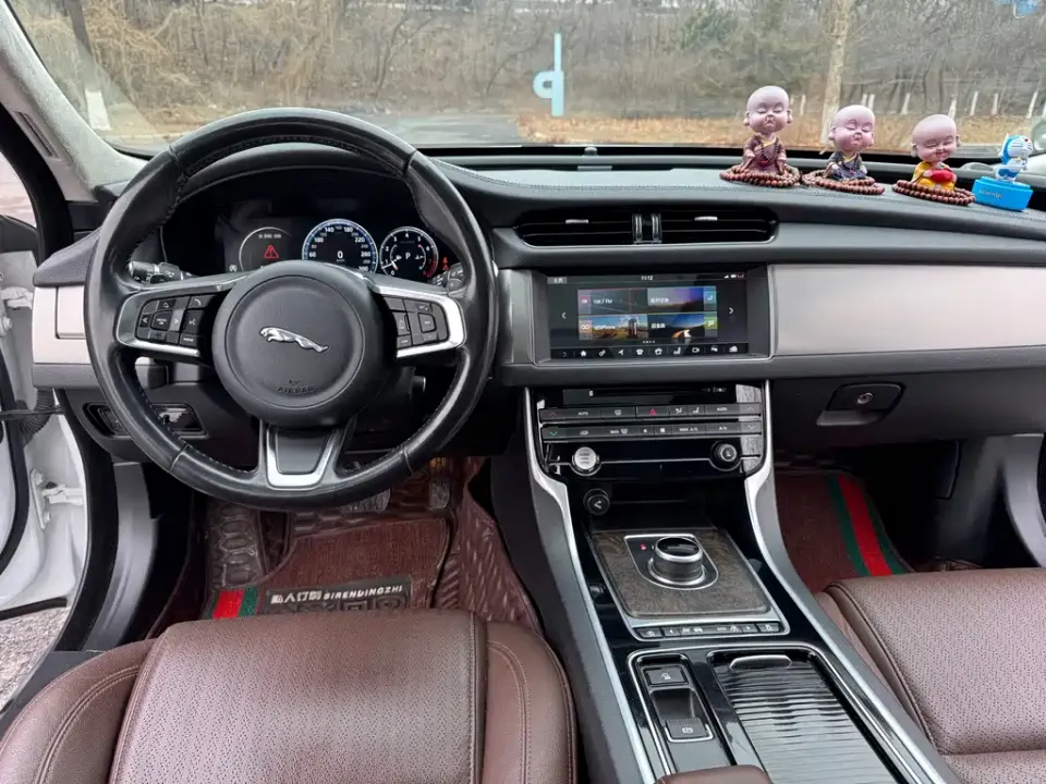 Jaguar XFL