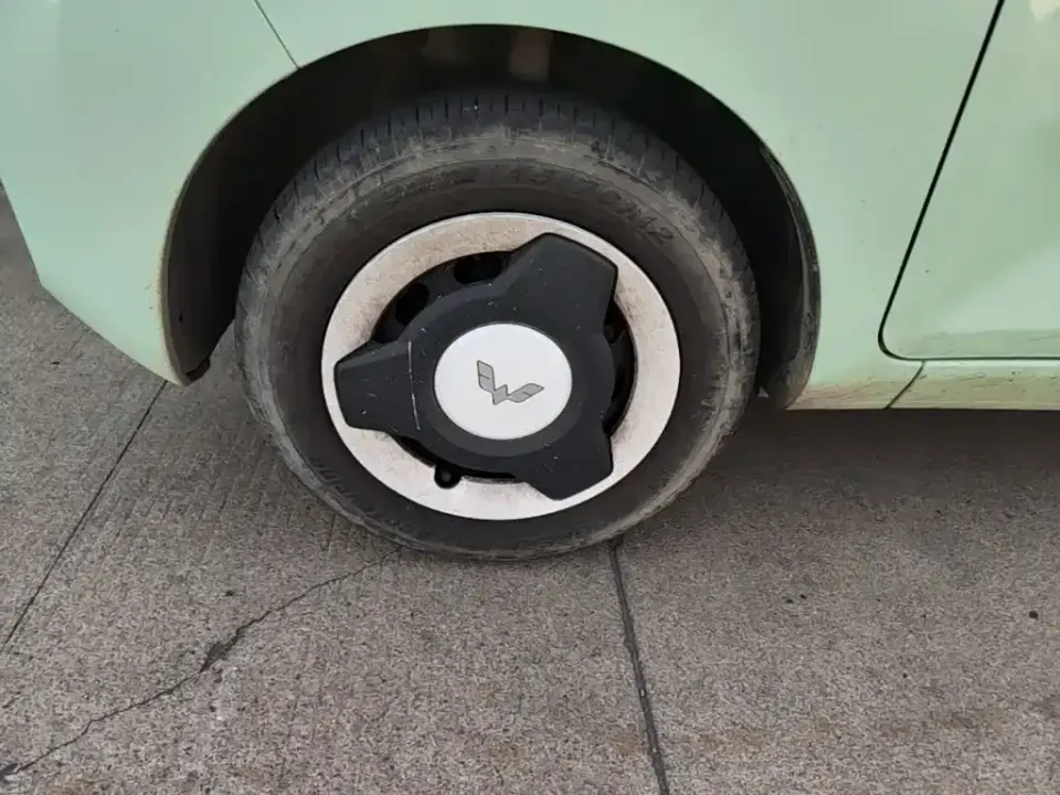 Wuling MINIEV