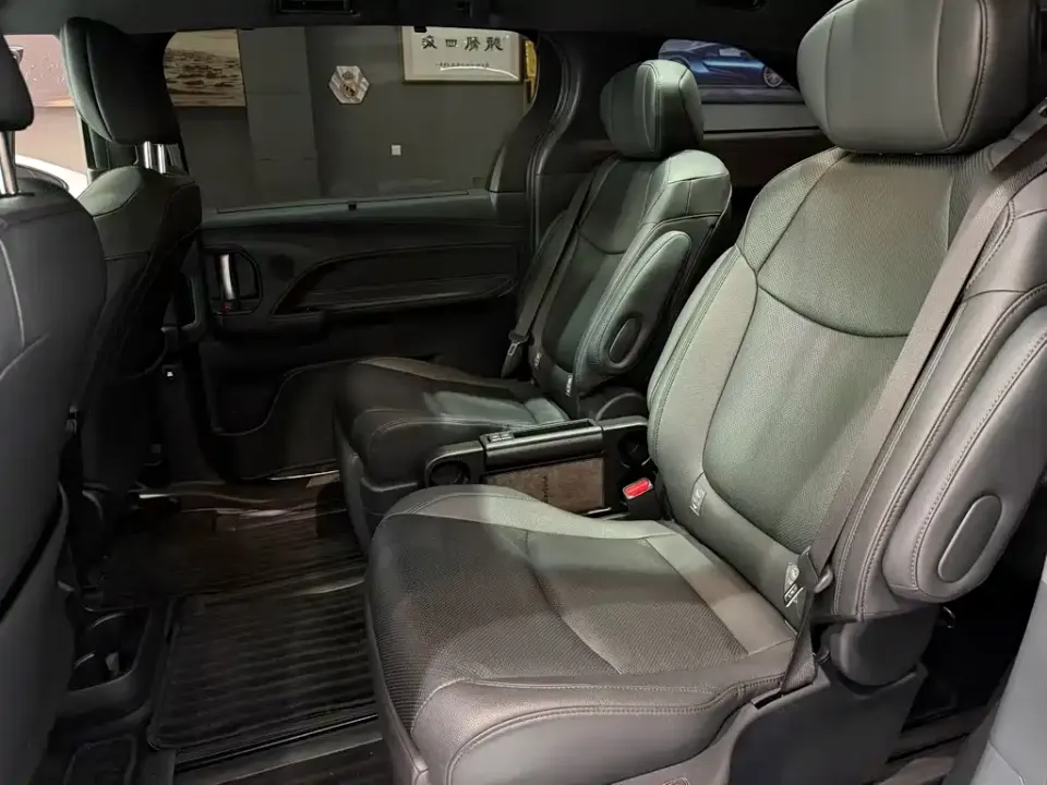 Toyota Granvia