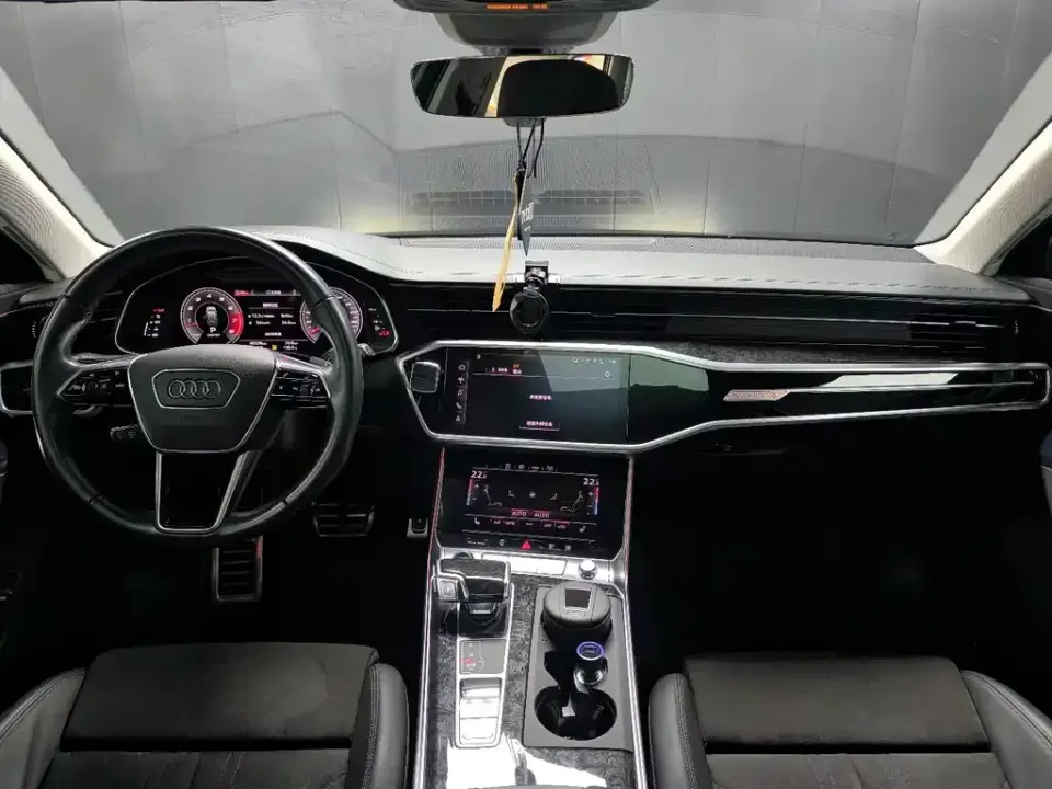 Audi A6 (Import)