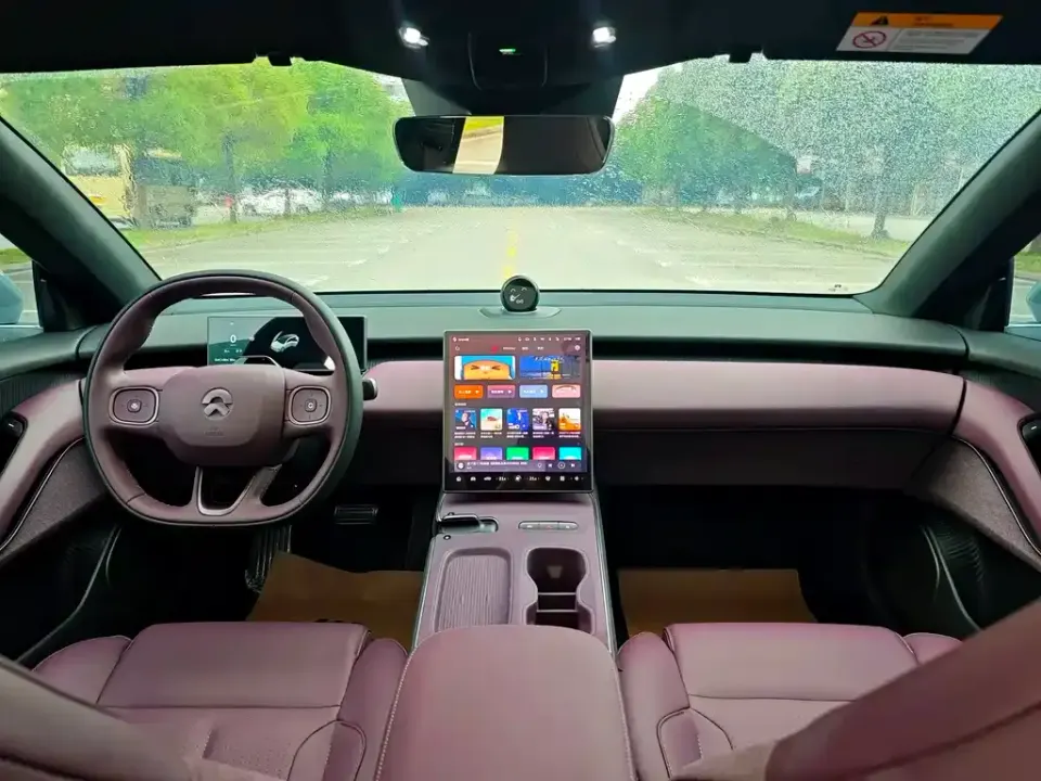 Nio ET5T