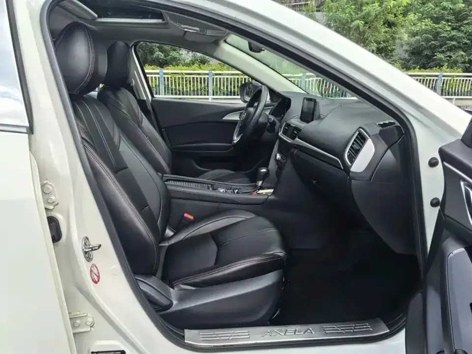 Mazda 3 Axela