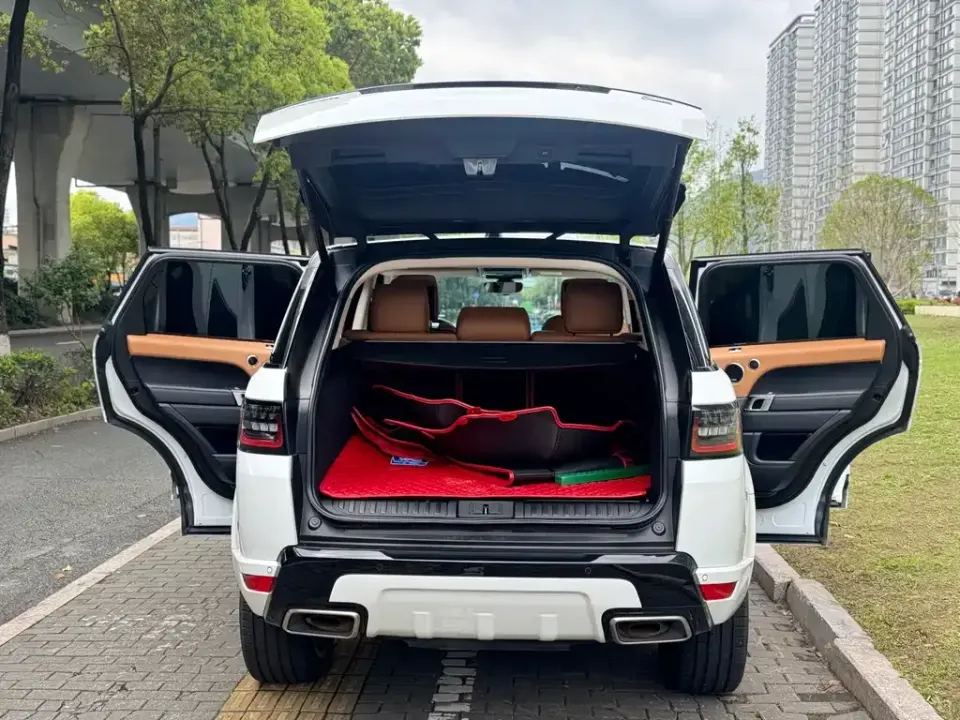 Land Rover Sport