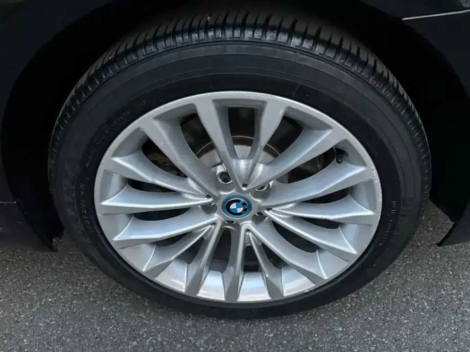 BMW 5 Series New Energy