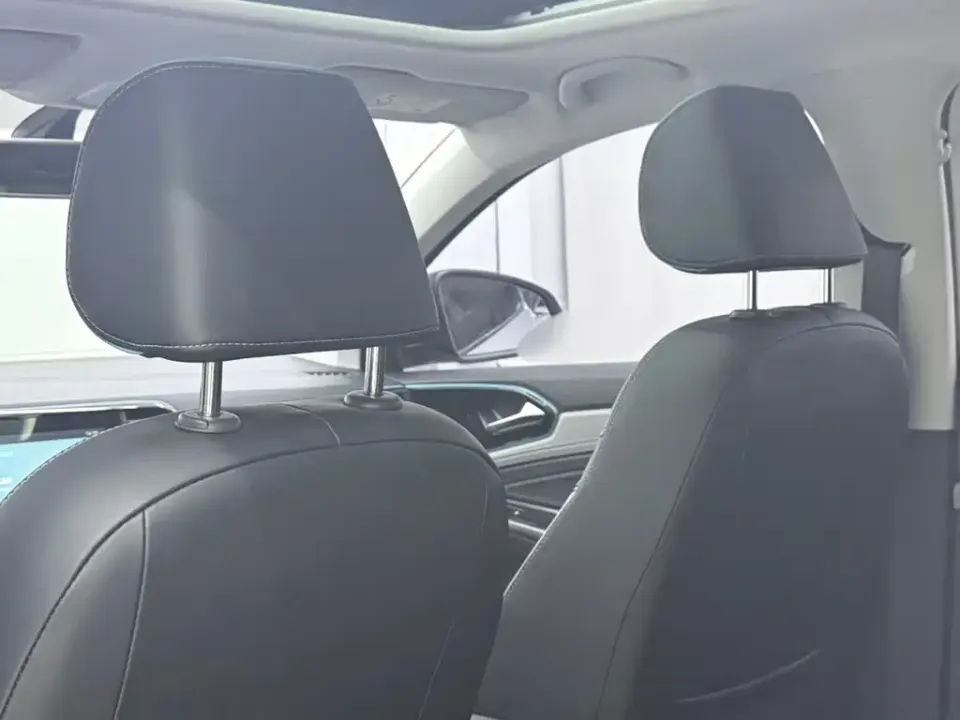 Jetta VS5