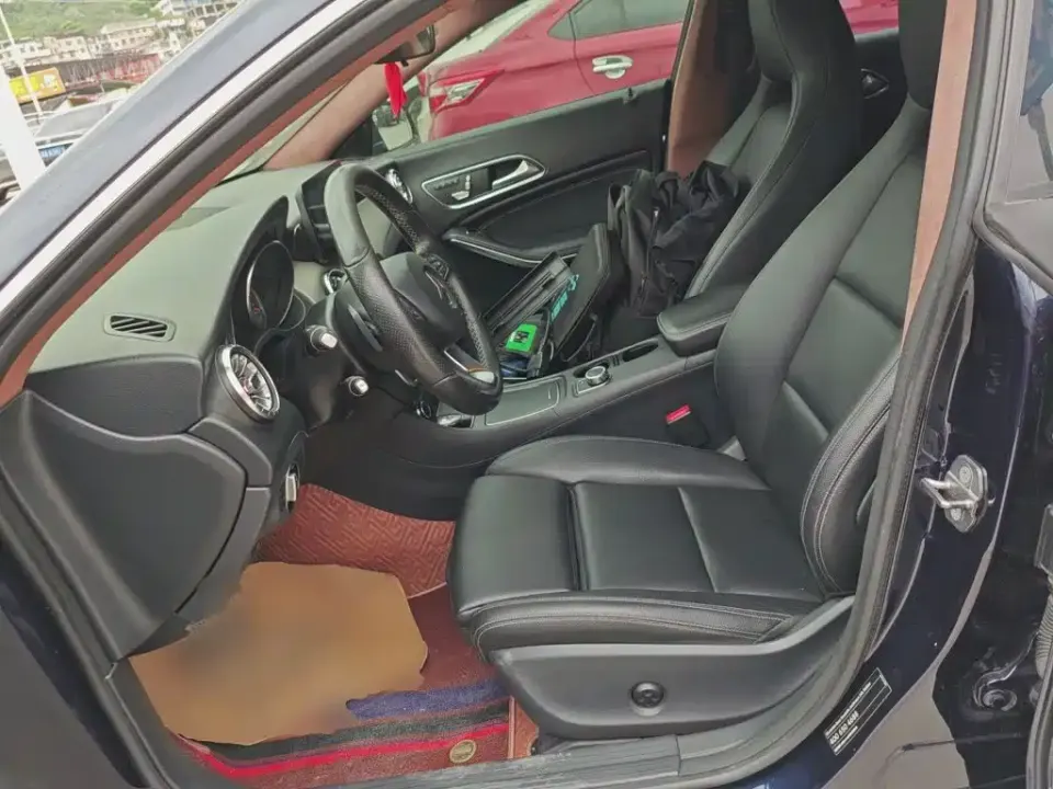 Mercedes-Benz CLA (Import)