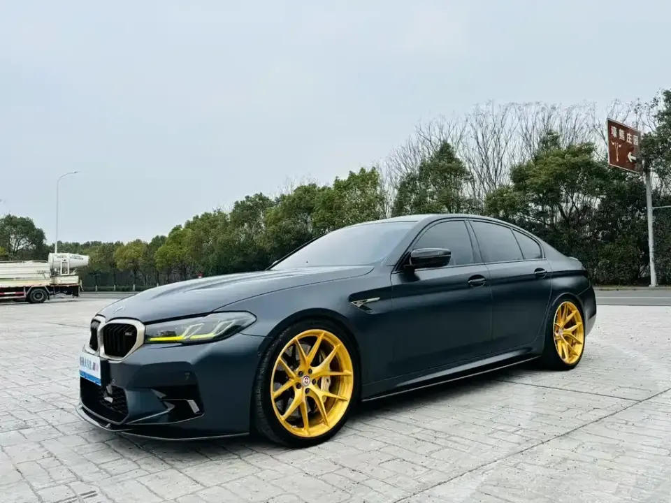 BMW M5