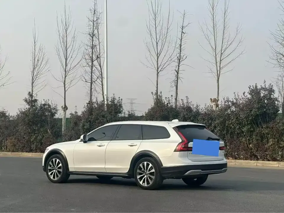 Volvo V90