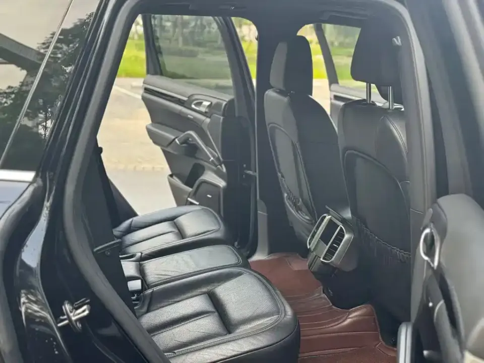 Porsche Cayenne Hybrid