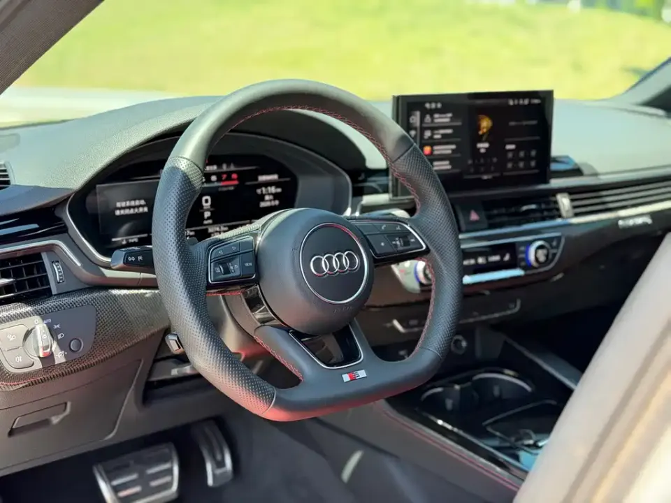 Audi S4