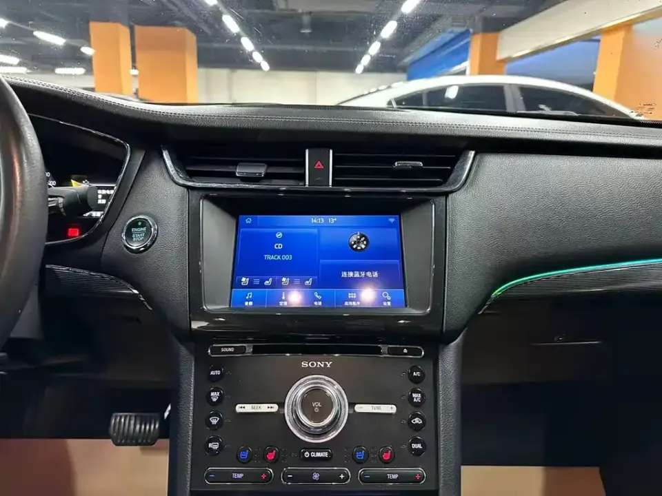 Ford Taurus