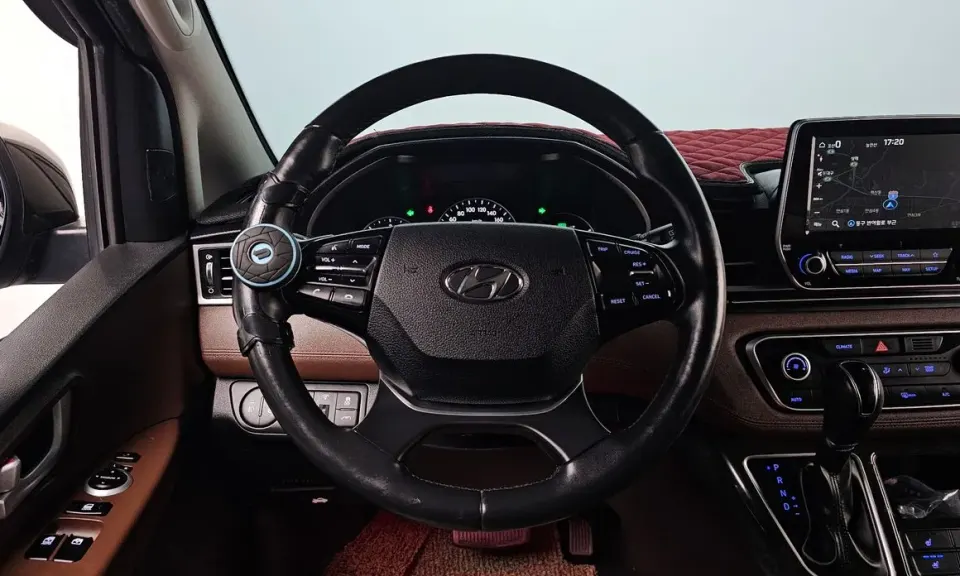Hyundai Starex