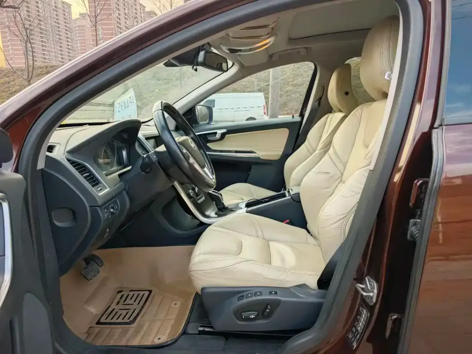 Volvo XC60 (Import)