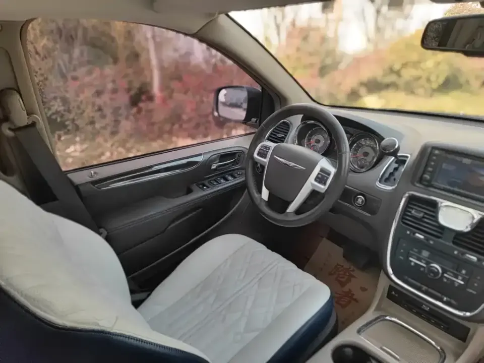 Chrysler Grand Voyager (Import)