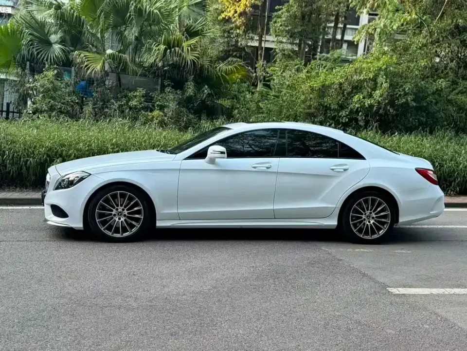 Mercedes-Benz CLS