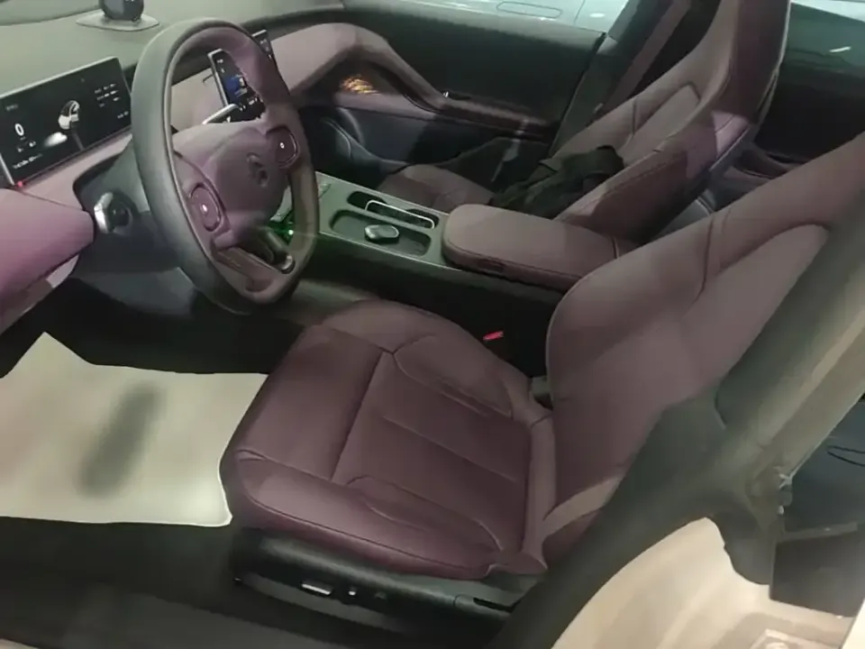 Nio ET5T