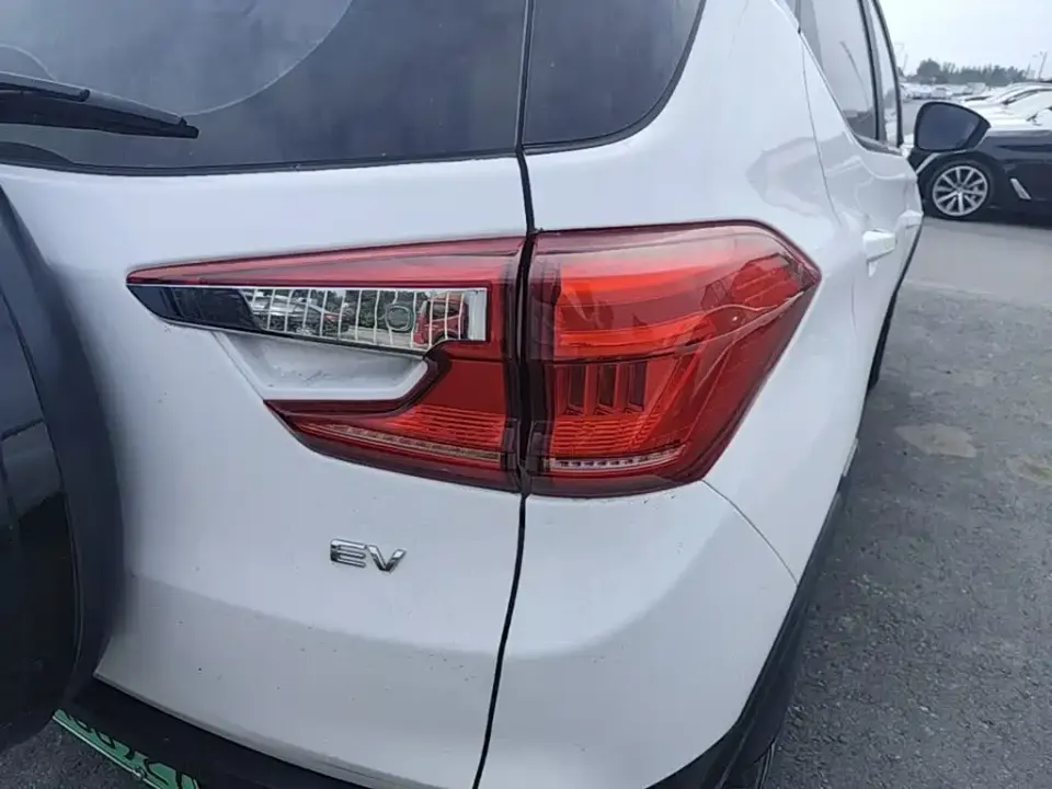BYD Yuan EV