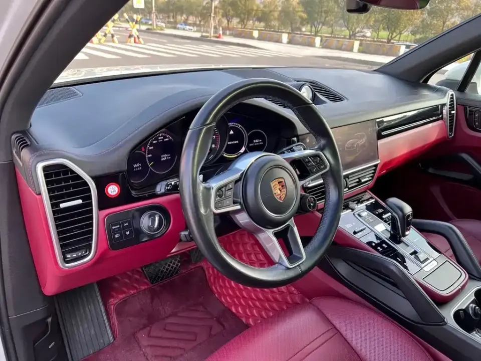 Porsche Cayenne Hybrid