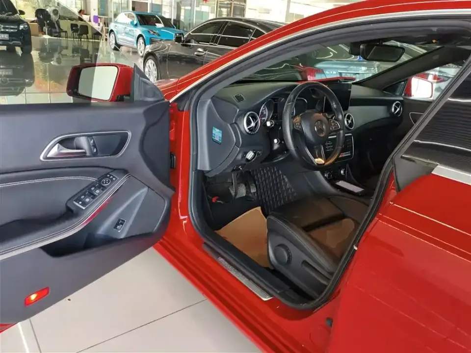 Mercedes-Benz CLA (Import)