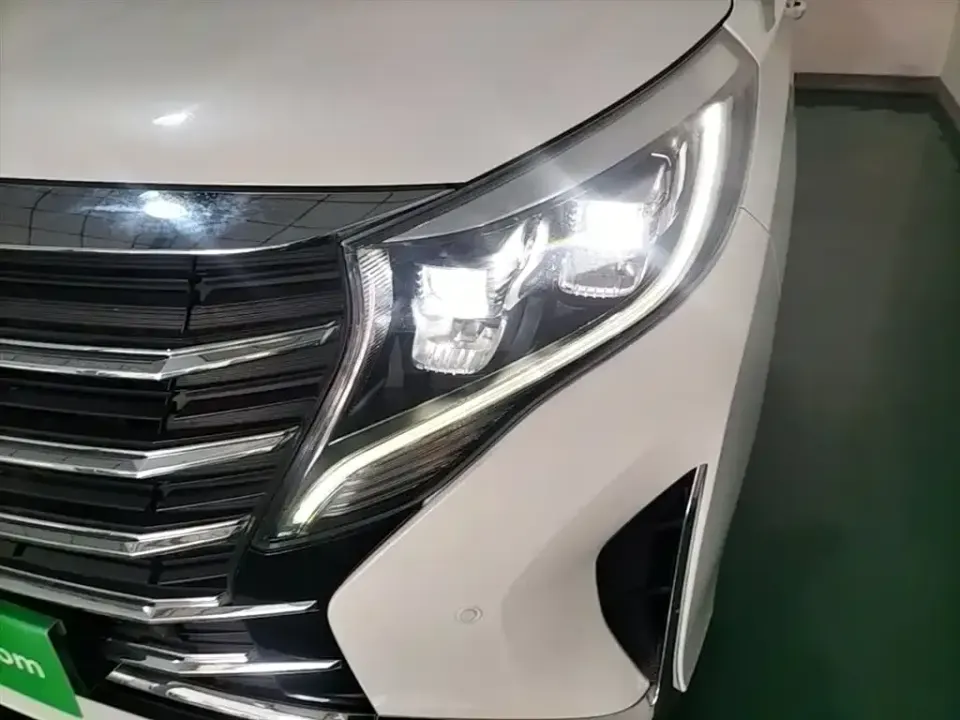 GAC Trumpchi M8