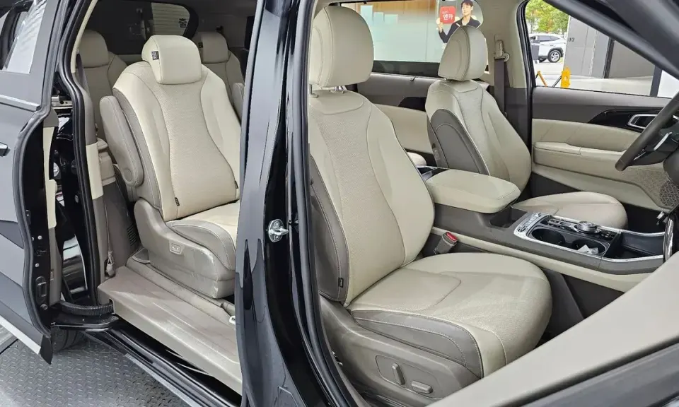 Kia Canival