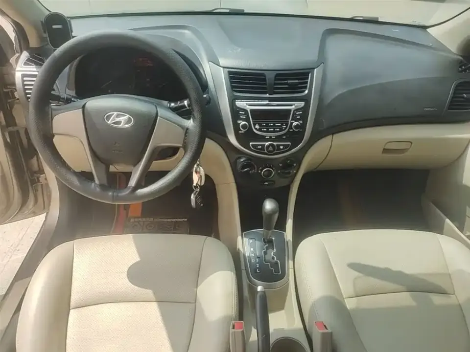 Hyundai Verna