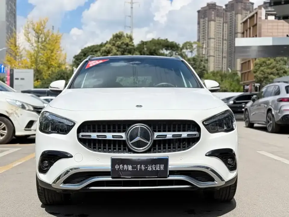 Mercedes-Benz GLA