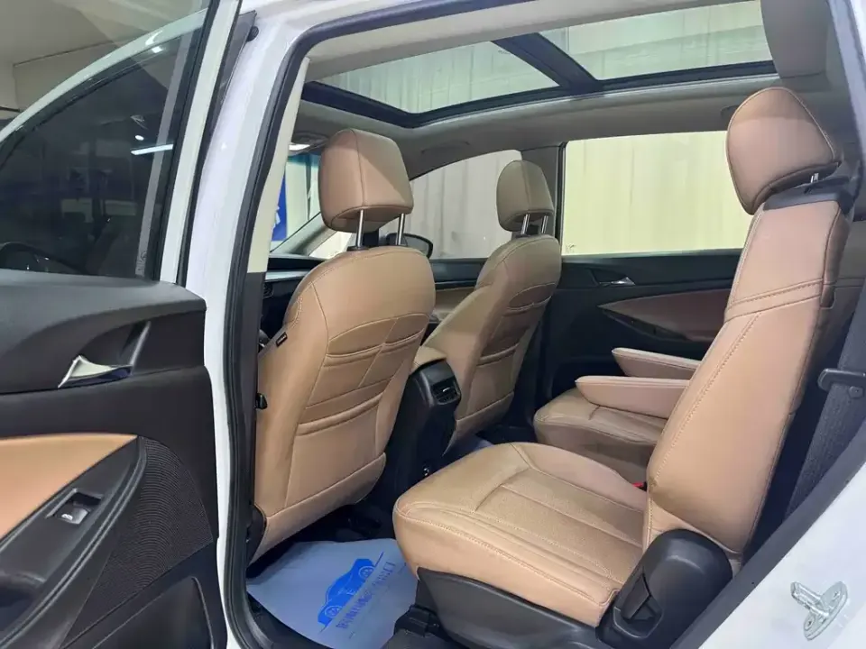 Buick GL6