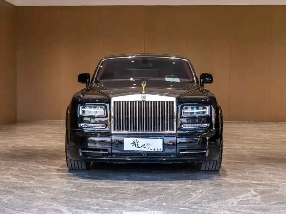 Rolls-Royce Phantom