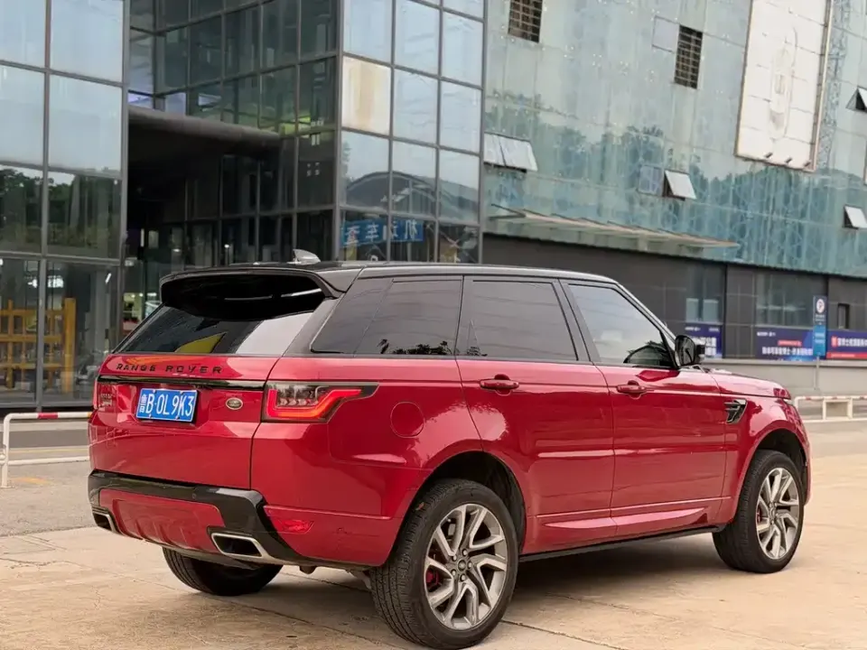 Land Rover Sport