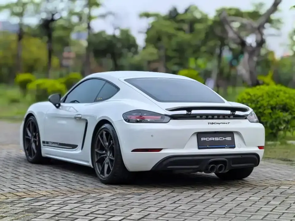 Porsche 718