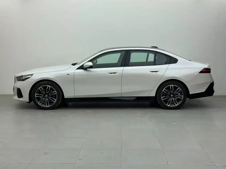 BMW 5 Series (Import)