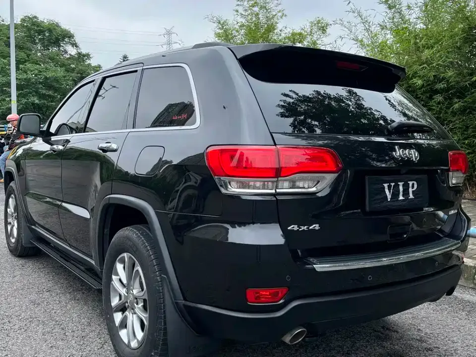 Jeep Grand Cherokee (Import)