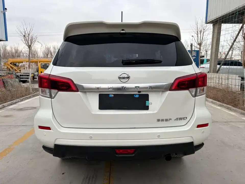 Nissan Terra