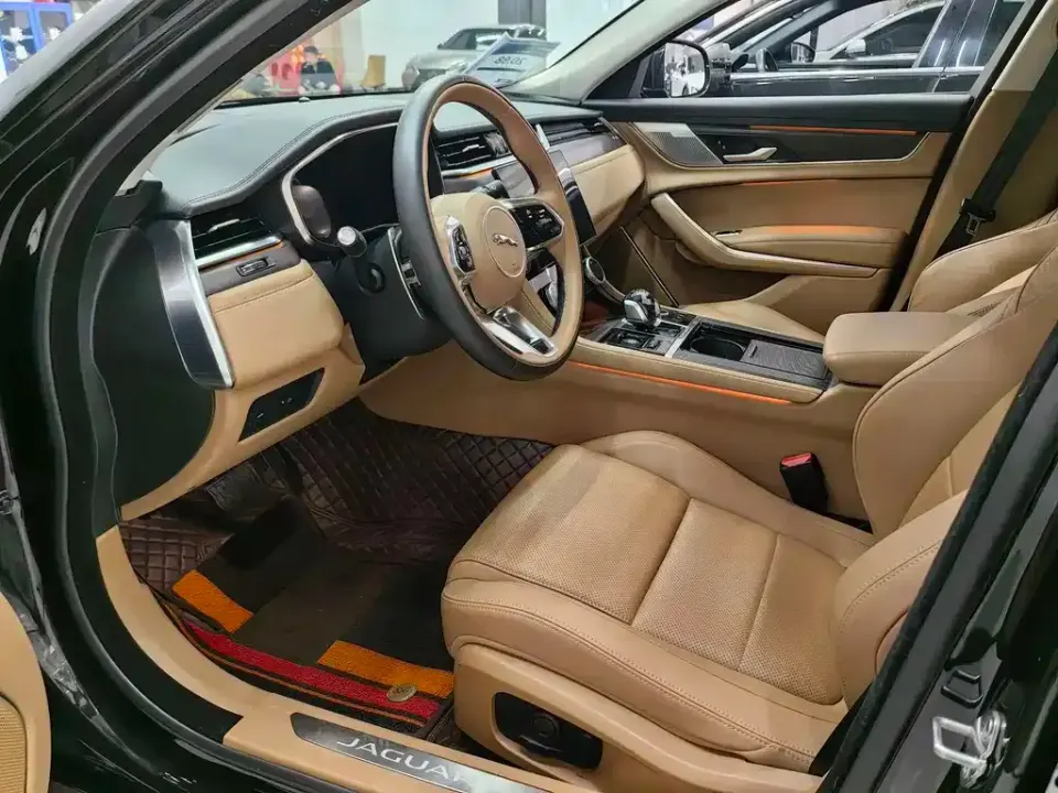 Jaguar XFL