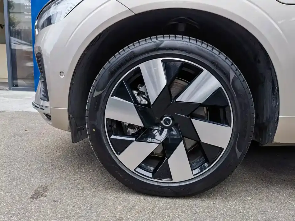 Volvo XC60 PHEV