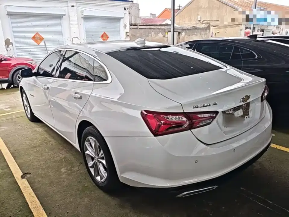 Chevrolet Malibu XL